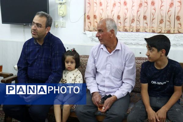 دیدار خبرنگاران پانا با خانواده شهدا