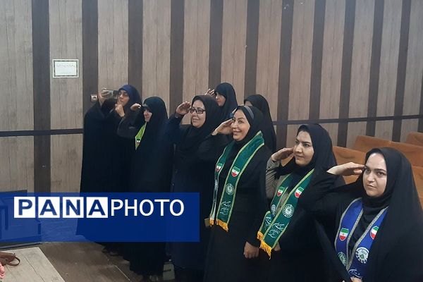 کارگاه توانمندسازی مربیان پیشتاز سازمان دانش‌آموزی در شهرستان‌قرچک