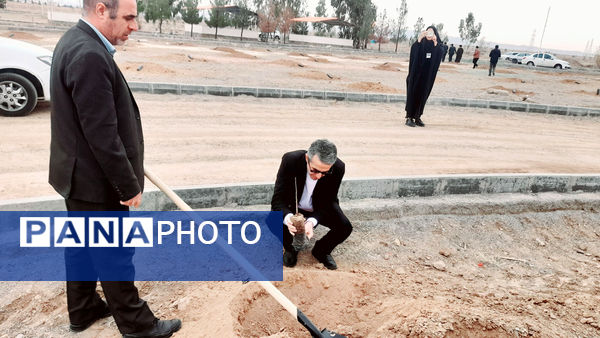 آیین گرامیداشت هفته منابع طبیعی در قم