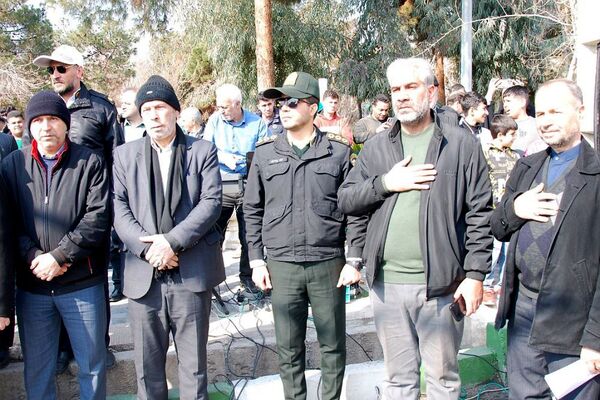 راهپیمایی ۲۲ بهمن در قیامدشت