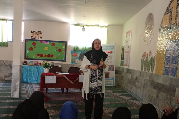 برگزاری اختتامیه پایگاه تابستانی دبیرستان توحید یک؛ همراه با جلسه‌ ی خود مراقبتی