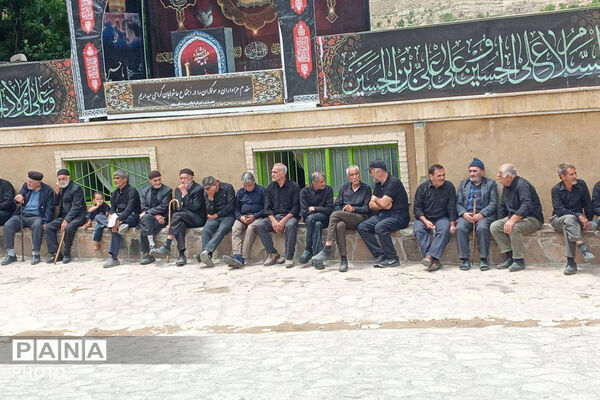 نمایی از عاشورا حسینی در روستا رویین