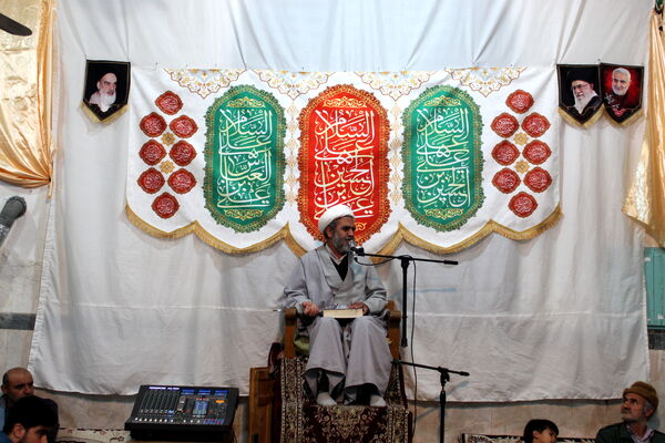 جشن ولادت امام حسین (ع) در شهر درق 