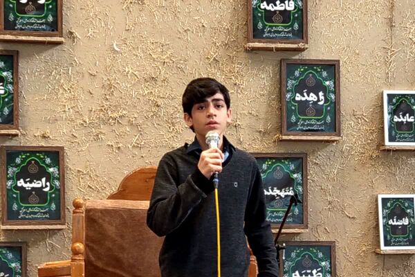 نوجوانان فاطمی از دبیرستان تا مسجد جامع