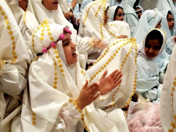 جشن تکلیف برای ۳۶۰ دانش‌آموز پایه سوم شهرستان فاروج