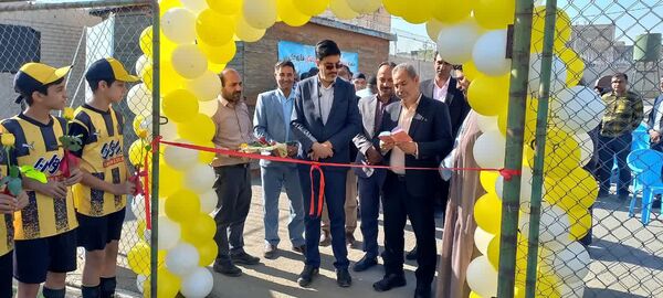 آیین افتتاح زمین چمن مصنوعی ورزشگاه مهر آموزش و پرورش فلاورجان