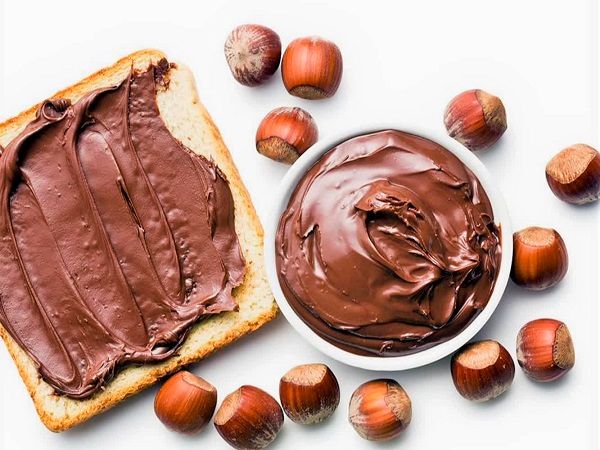 مصرف بی‌رویه شکلات صبحانه عامل چاقی، آکنه و اعتیاد غذایی است