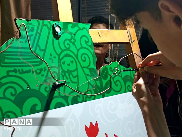 خروش ملت ایران در شب نود و پنجم حماسه میدان داری-١