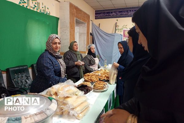 سفره احسان امام حسن مجتبی(ع) دردبستان شهید کلانتری بهارستان‌دو