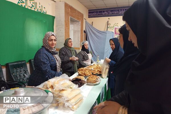 سفره احسان امام حسن مجتبی(ع) دردبستان شهید کلانتری بهارستان‌دو