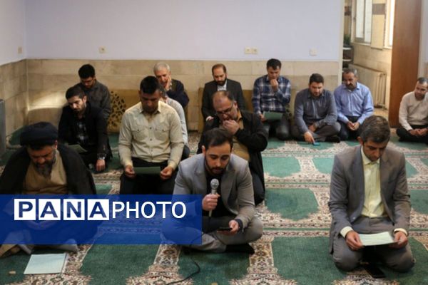 پیوند مهارت و معرفت در آموزش و پرورش فیروزکوه به همراه تلاوت زیارت عاشورا و کارگاه اسنپ‌بک 