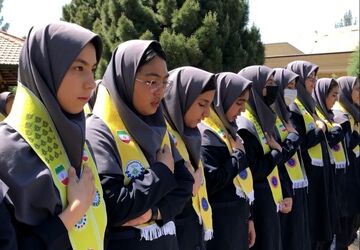 بازدید ارزیاب سازمان دانش‌آموزی کشور از دبیرستان تشکیلاتی المهدی ناحیه ۵ مشهد