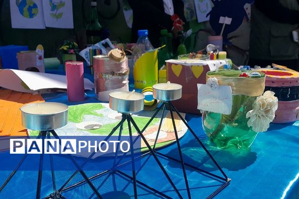 مراسم روز زمین پاک در دبستان دخترانه معراج ناحیه۲ بهارستان