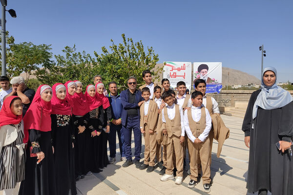 همایش پیاده‌روی خانوادگی در شیراز 