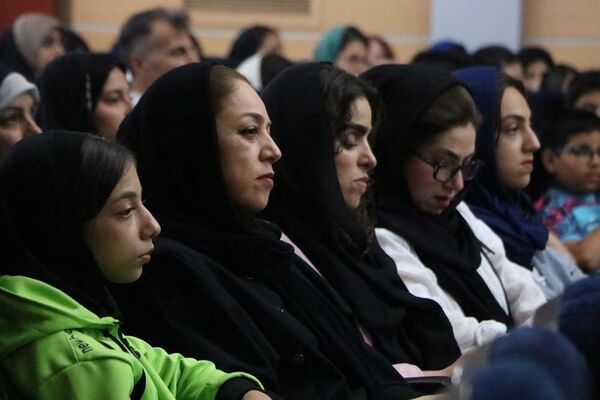 مراسم تجلیل از دانش‌آموزان مقام‌آور مسابقات جهانی، آسیایی و کشوری شهرستان ری