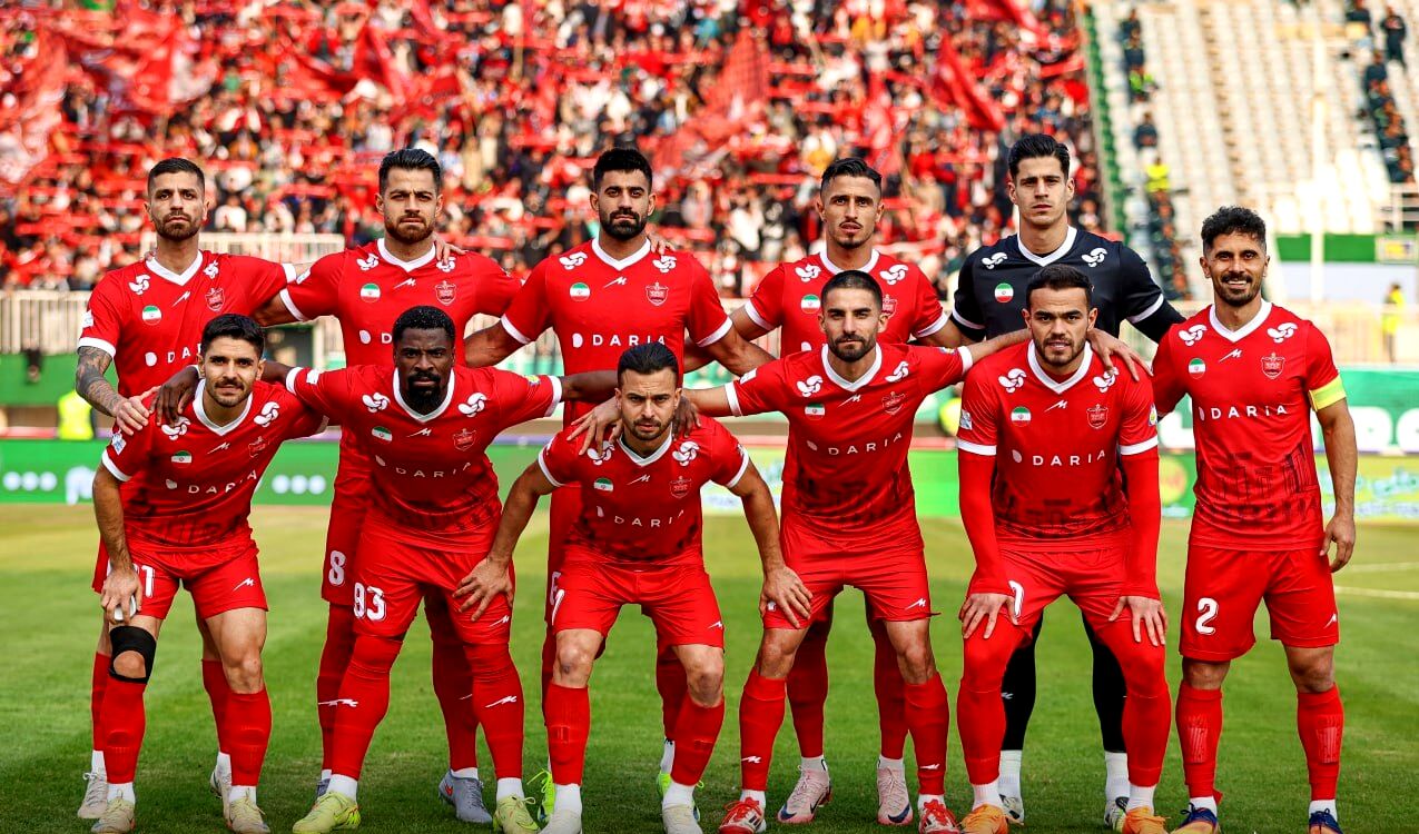 صدر جدول  برروی گسل  قرار  دارد/ پرسپولیس محکوم به پیروزی مقابل  پیکان است