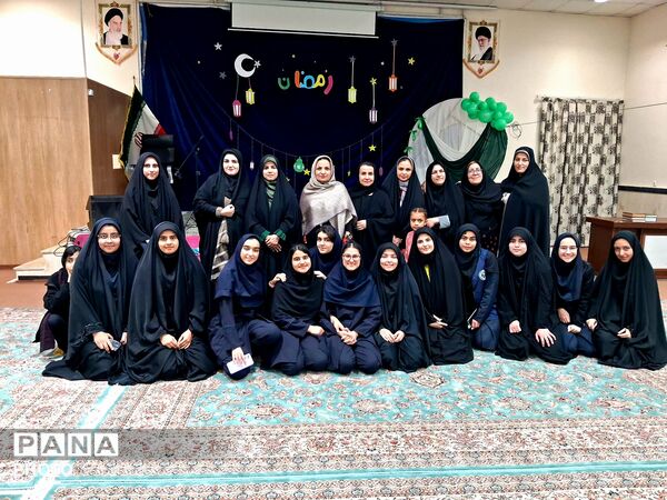 جنگ شادی و محفل انس با قران دبیرستان خاص فرهنگ در حسینیه شهید قاجاریان