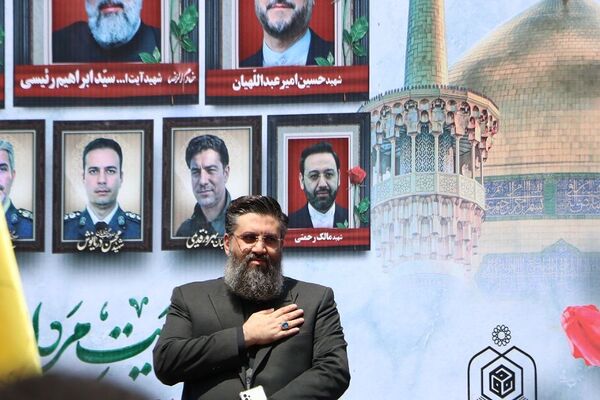 وداع با پیکر مطهر شهید حسین امیرعبدالهیان در شهرستان ری