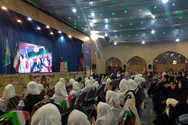 جشن بزرگ دهه فجر مدارس شاهد پیشوا