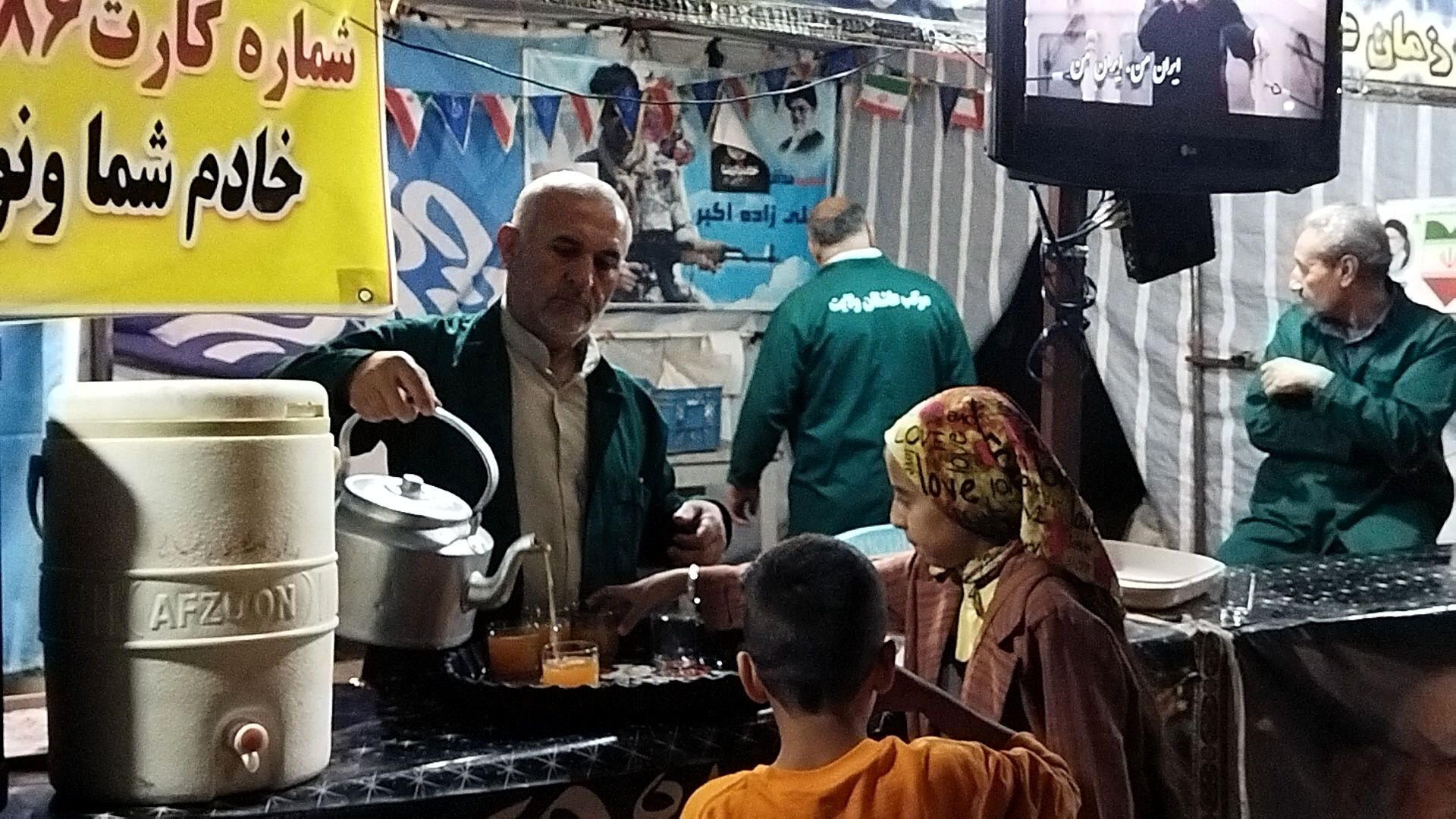 چایخانه امام زمان (عج) در هشتاد و هفتمین شب از اجتماعات مردمی نیشابور 