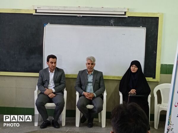 ادامه فعالیت پروژه مهر در دبیرستان نمونه شهید آیت‌الله خامنه‌ای 