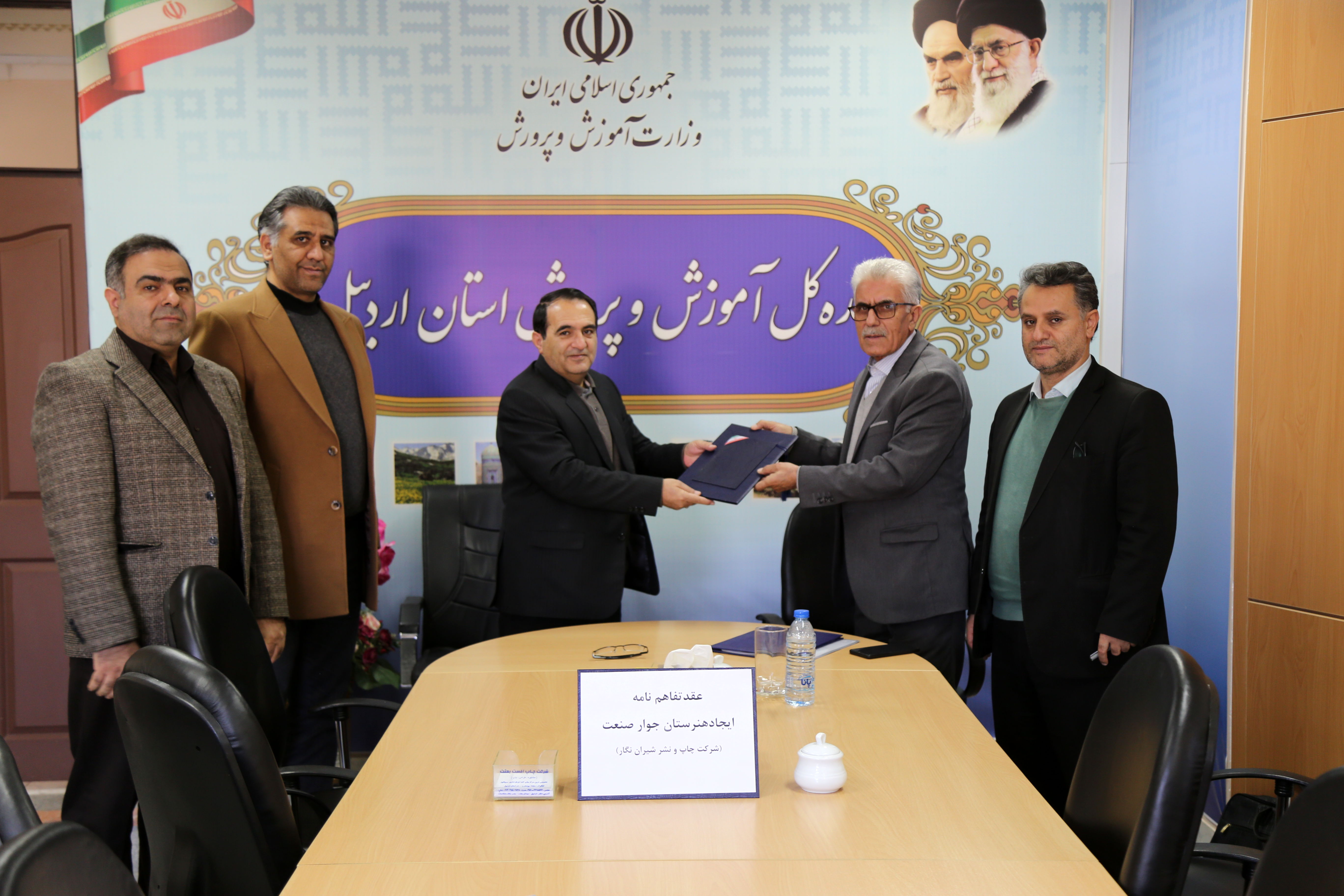 هنرستان جوار صنعت، فرصتی است برای آنکه دانش‌آموزان نه تنها مهارت بیاموزند، بلکه در محیط کار تجربه کنند