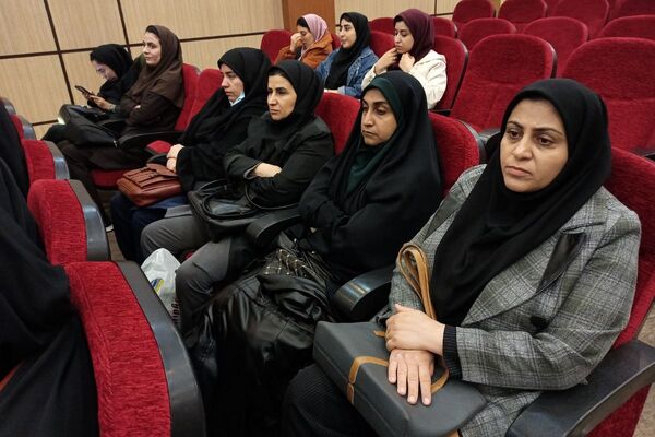 اولین دوره آموزشی آموزگاران پایه مدارس ابتدایی شهرستان رباط‌کریم