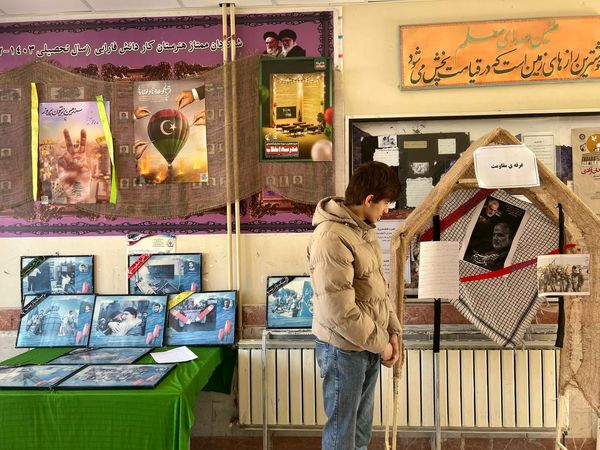 افتتاحیه نمایشگاه مدرسه انقلاب هنرستان فارابی