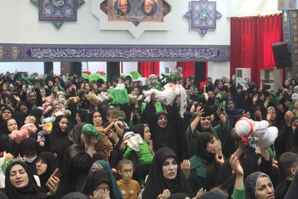 اجتماع بزرگ شیرخوارگان حسینی در حسینیه ثارالله یاسوج