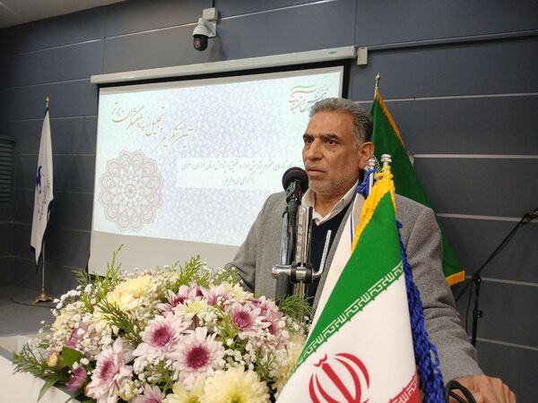 آیین تکریم و تجلیل از پژوهشگران برتر ناحیه۶