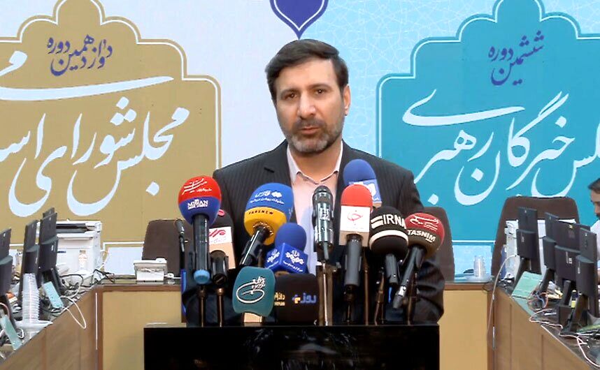 شمارش آرا پس از اخذ آرای آخرین نفرات حاضر در شعبه انجام گیرد