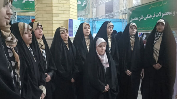 دومین روز از نمایشگاه قرآن و درخشش نور وحی در مصلی کرج