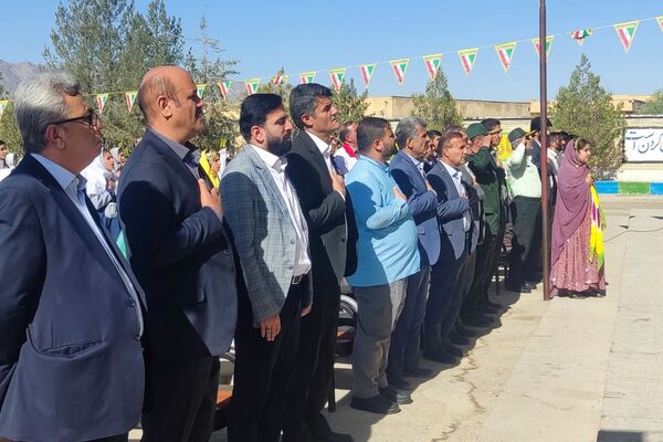طلوع دانش در حاجی‌آباد لردگان؛ زنگ مهر، سرآغاز فصلی نو برای آینده‌سازان