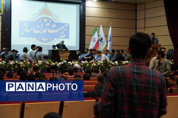 مراسم بزرگداشت روز معلم در دانشگاه فرهنگیان تهران
