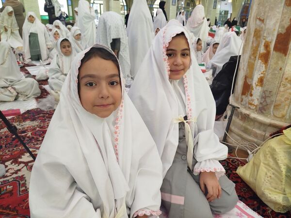 بزرگ‌ترین مراسم جشن تکلیف دانش‌آموزان پایه سوم ابتدایی شهرستان مراغه 