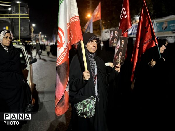 برپایی نماز استغاثه در ساوجبلاغ 