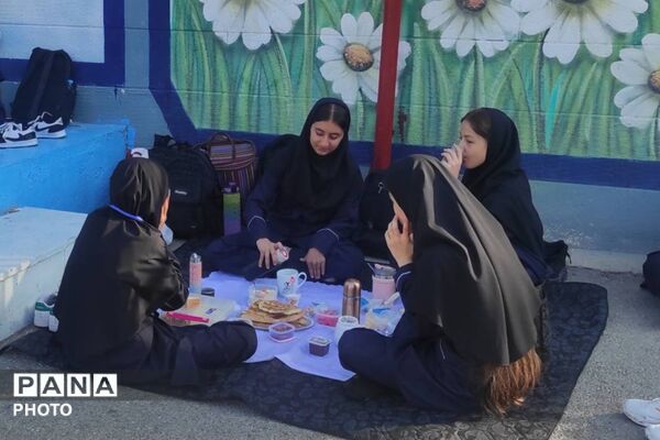 صبحانه‌ای سالم؛ آغازی پرنشاط در مدرسه سمیه