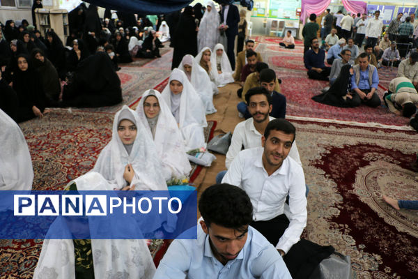 جشن ازدواج مسجدی 132 زوج‌ جوان در قم- 1