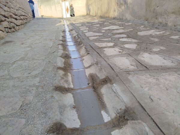 اجرای پروژه سنگ فرش روستای گزکوه 