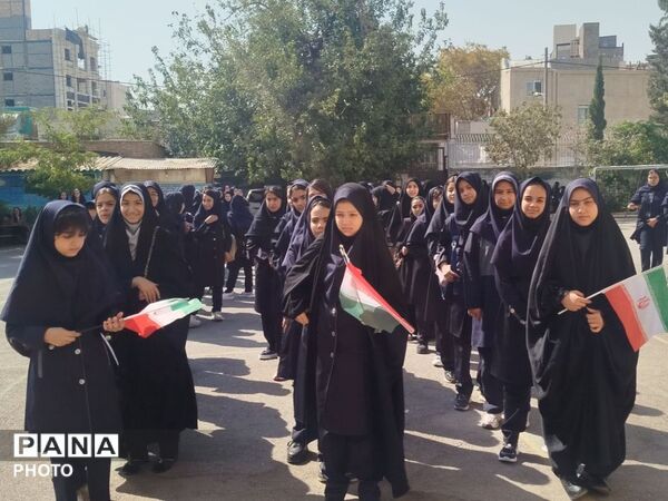 جشن جوانه ها در مدرسه انیس خوشقدم ناحیه دو