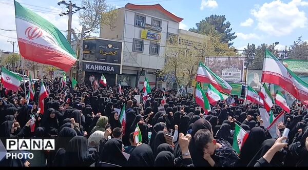 چهلم نماد ایستادگی، آن کسی که طوفان را به زانو در آورد