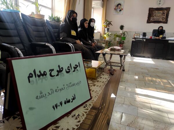 طرح مدام در دبیرستان نمونه اندیشه  شهرستان کاشمر