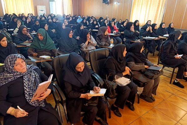 توانمندسازی مربیان؛ سرمایه‌گذاری برای آینده کودکان