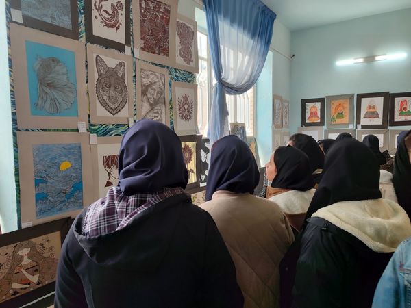 نمایشگاه ماها در هنرستان بصیرت آشخانه