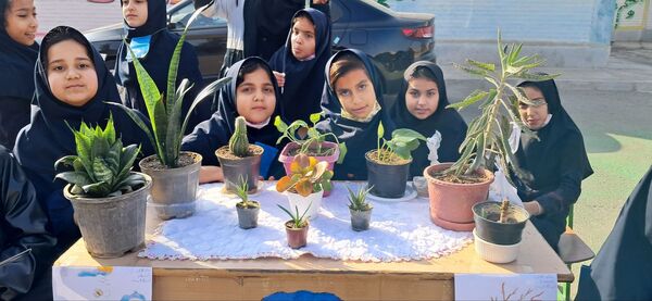 ایستگاه سبز طبیعت در مدرسه شهید رزمی خلیل آباد
