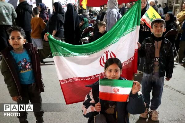 مراسم یادبود چهل و یکمین روز از شهادت رهبر سرافراز ایرانِ اسلامی در خرمدشت