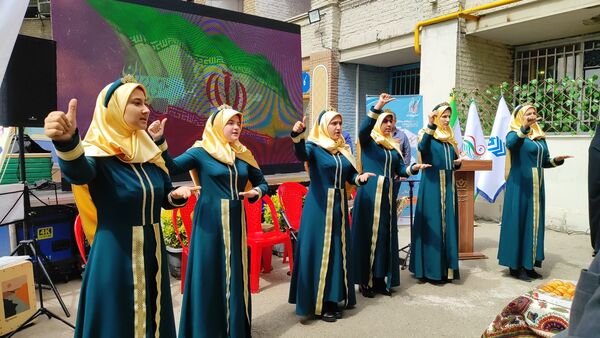 سومین نمایشگاه توانمندی‌های هنرجویان هنرستان منطقه ۲