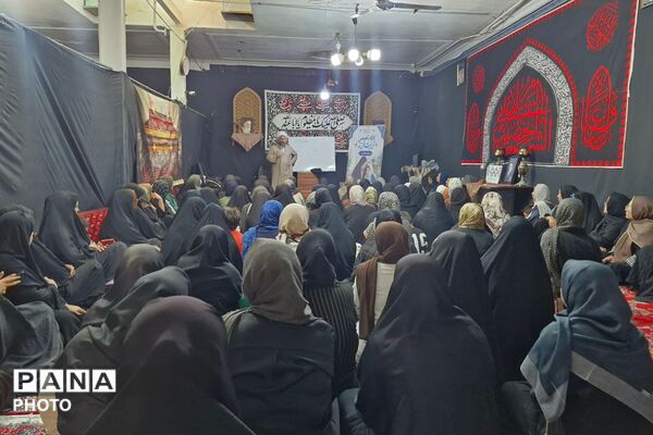 تربیت فرزند در کانون توجه طرح محله محور احمدیه