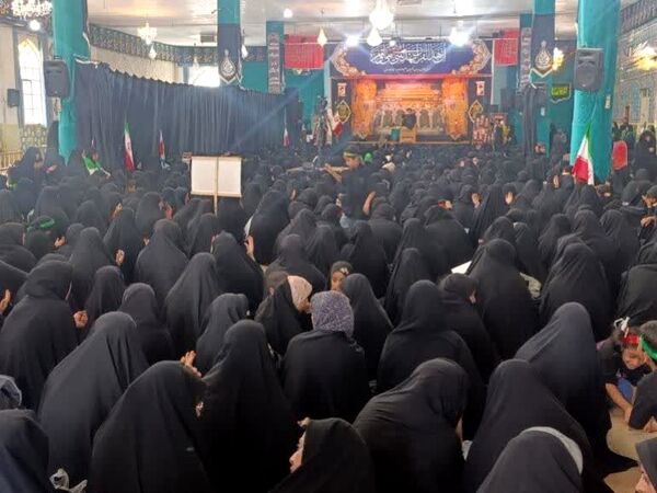 ویژه برنامه رهروان زینبی در آستان مقدس حضرت سیدان‌الکریمان 