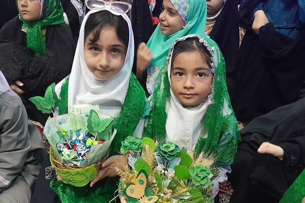 جشن بزرگ دانش‌آموزی به‌مناسبت عید غدیرخم در شهرستان ورامین